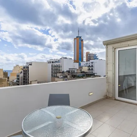Penthouse With Kitchenette And Side Seaview At The New Olo Living Saint Julian's