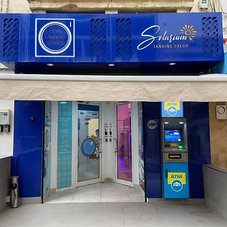 Casa de hóspedes Penthouse With Kitchenette And Side Seaview At The New Olo Living